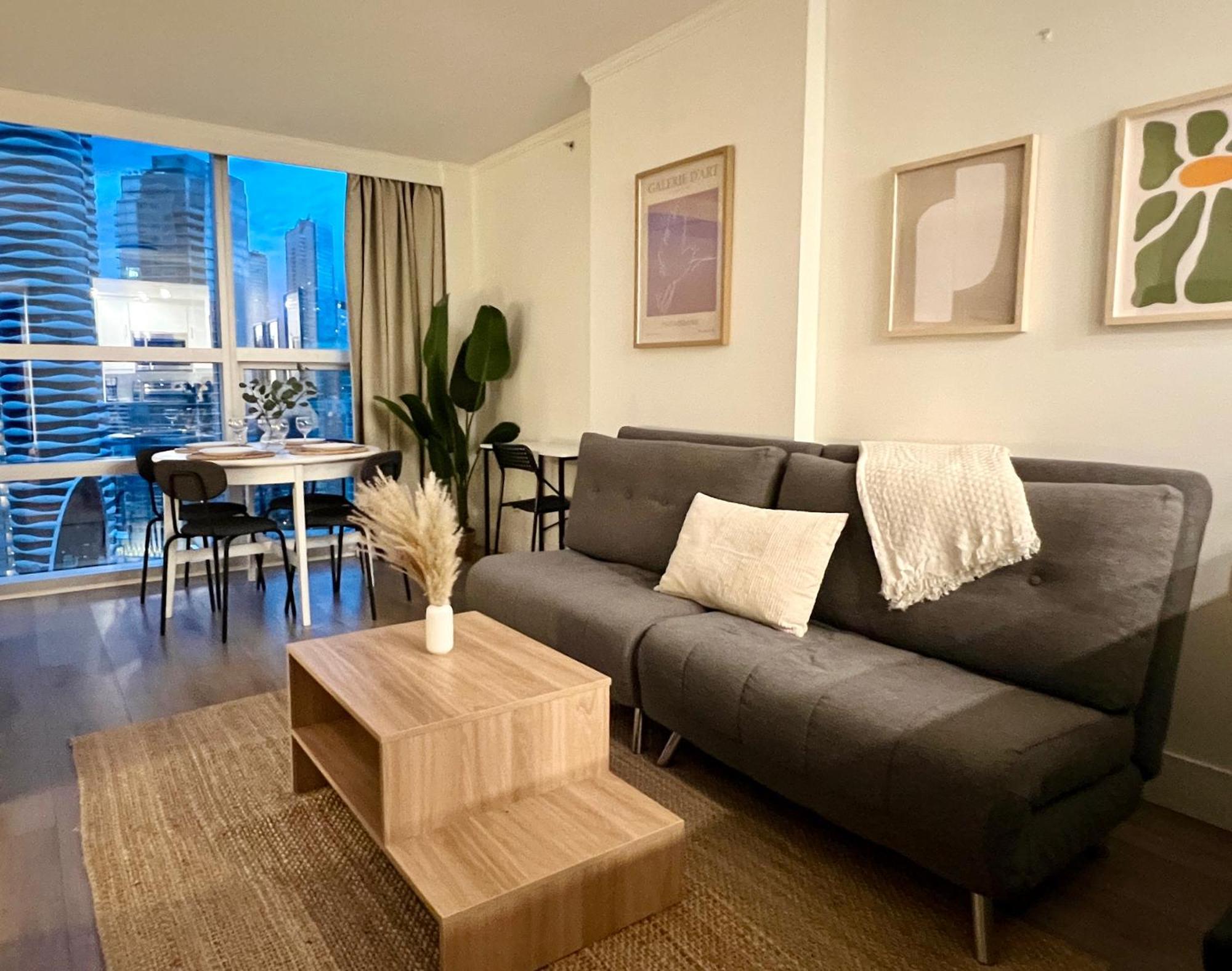 Apartament Stunning Skyline Views In A Cozy And Stylish Abode Vancouver Zewnętrze zdjęcie