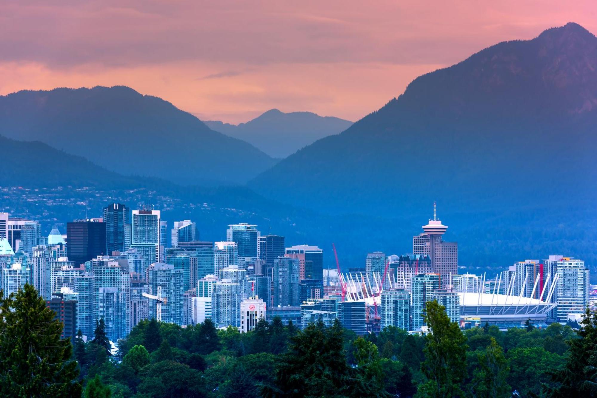 Apartament Stunning Skyline Views In A Cozy And Stylish Abode Vancouver Zewnętrze zdjęcie